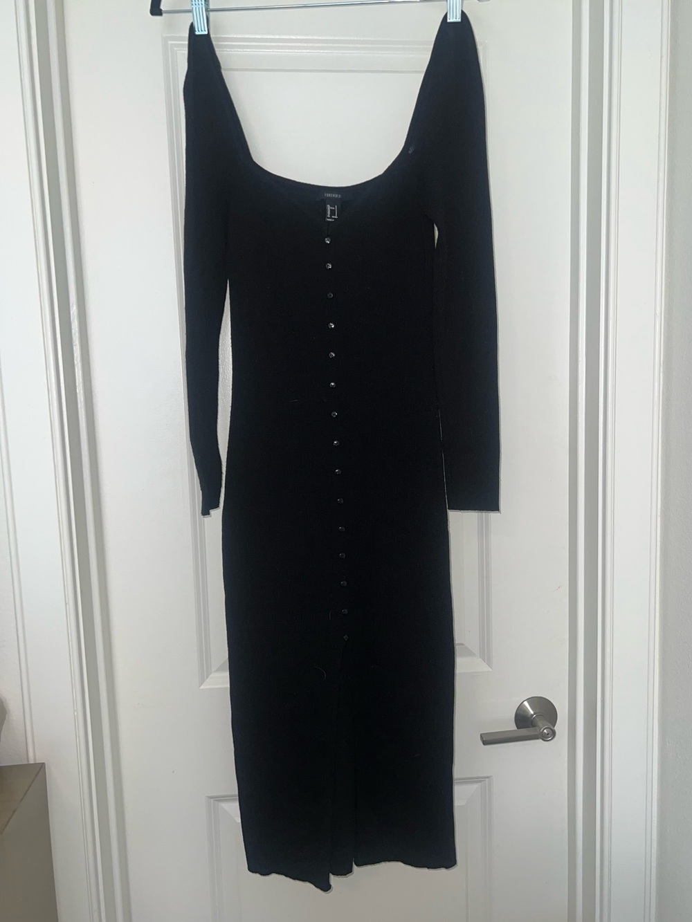 Forever 21 Black Button-Front Long Sleeve midi Dress